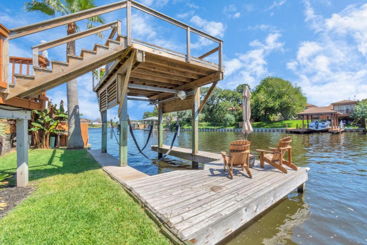 Beauty On The Water! Lake House Near The Beaches! 갤버스턴 외부 사진